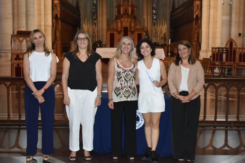 La Facultad de Ciencias de la Salud de la UCALP reconoció a sus graduados 