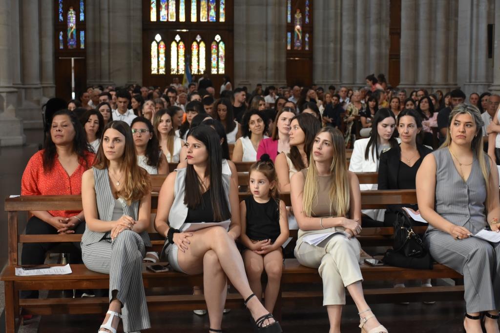 La Facultad de Ciencias de la Salud de la UCALP reconoció a sus graduados 