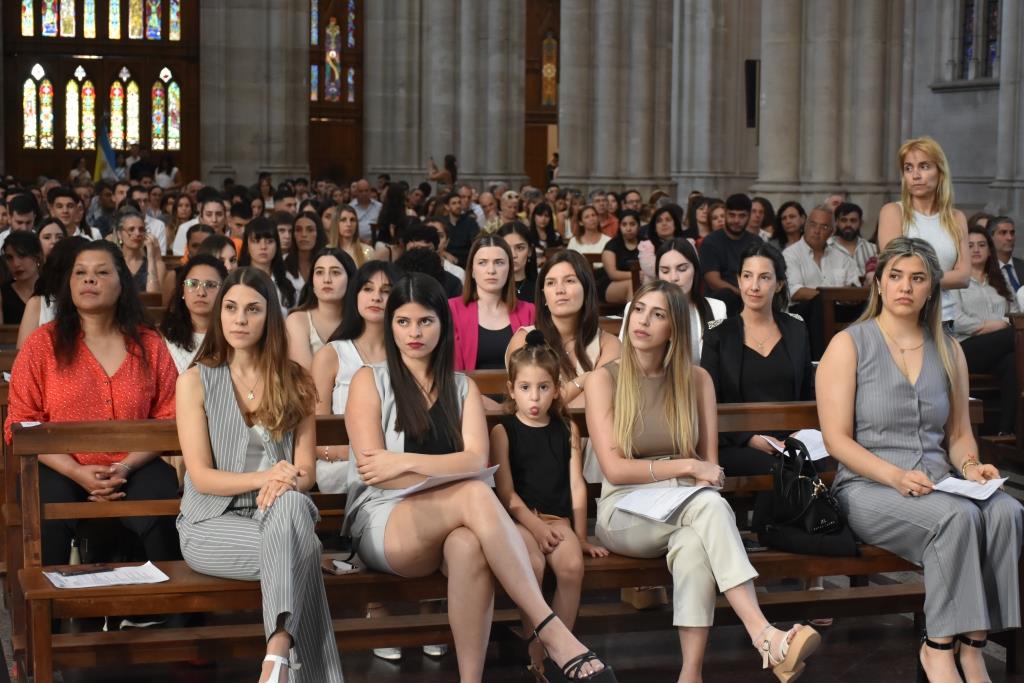 La Facultad de Ciencias de la Salud de la UCALP reconoció a sus graduados