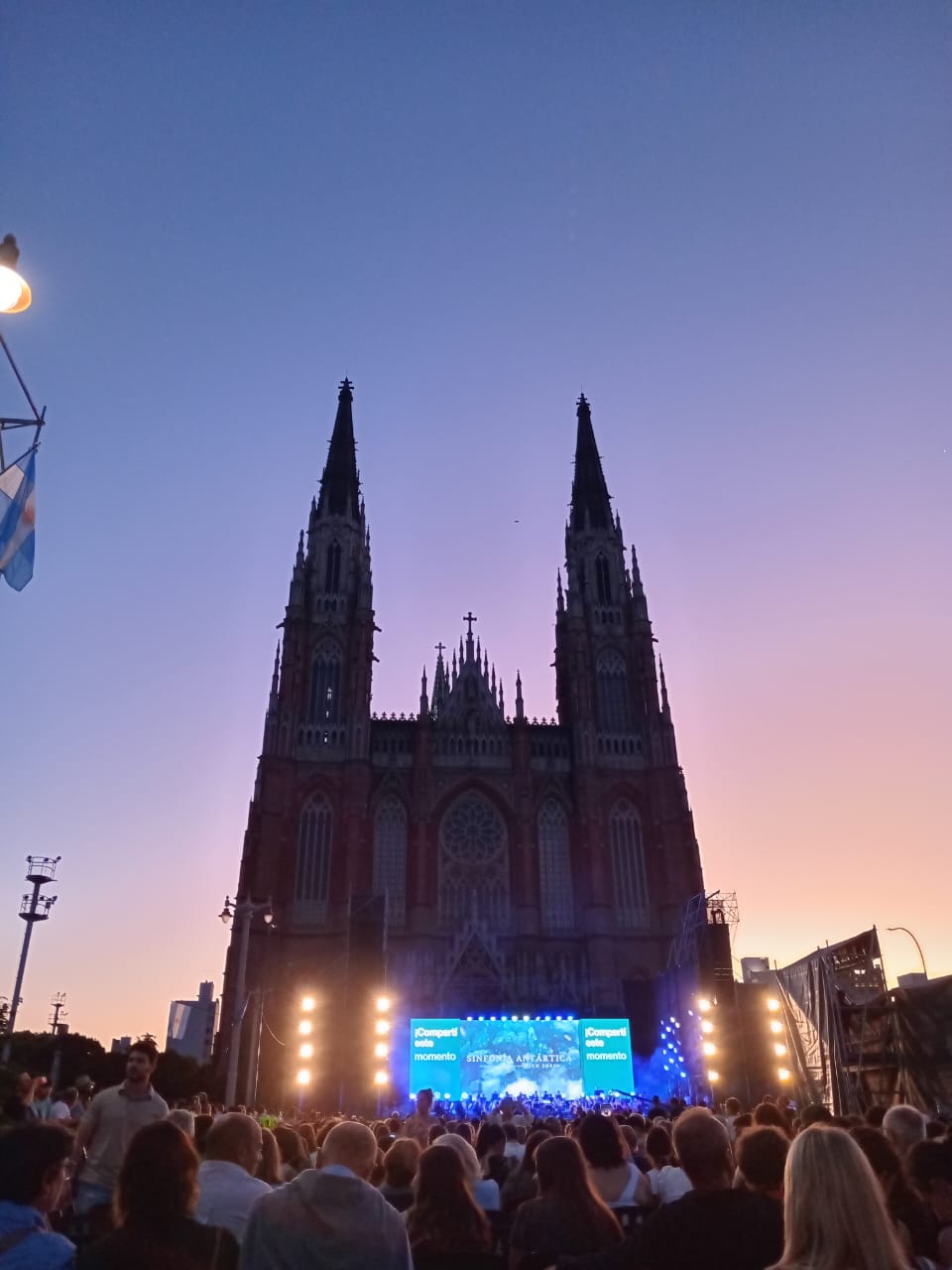 La UCALP participó de la histórica inauguración del nuevo sistema de iluminación y campanario de la Catedral 