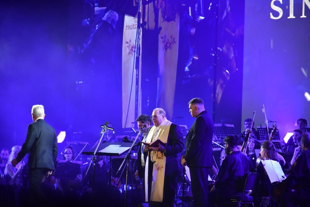 La UCALP participó de la histórica inauguración del nuevo sistema de iluminación y campanario de la Catedral 