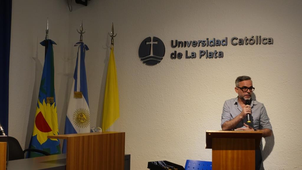Premian a investigadores en la VI Jornada Anual de la UCALP 