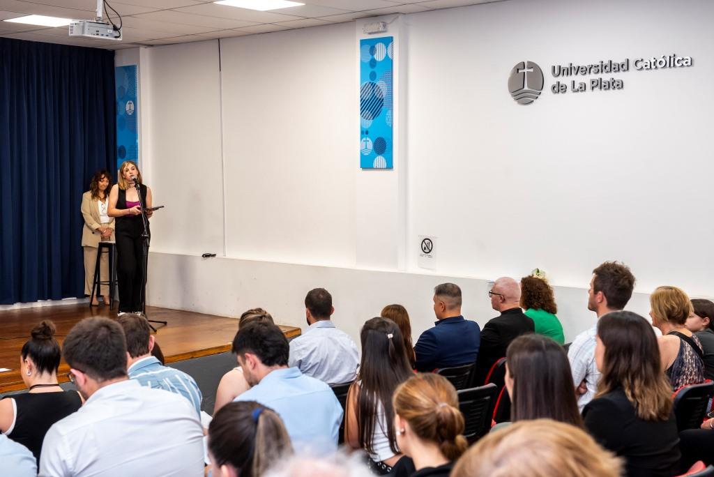 Acto de colación en Bahía Blanca 