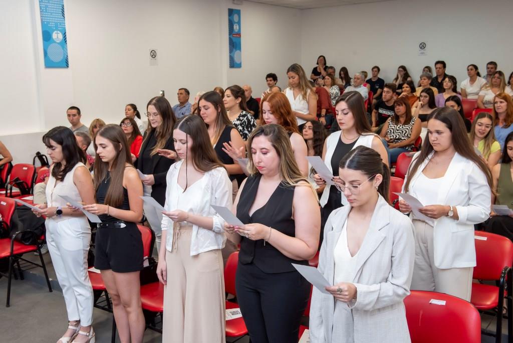 Acto de colación en Bahía Blanca 