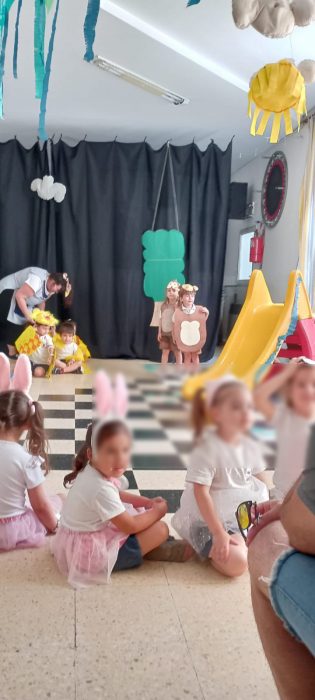 Alumnos del Jardín Estrada cerraron el proyecto literario con obras teatrales (11)