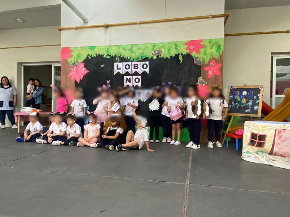 Alumnos del Jardín Estrada cerraron el proyecto literario con obras teatrales (23)