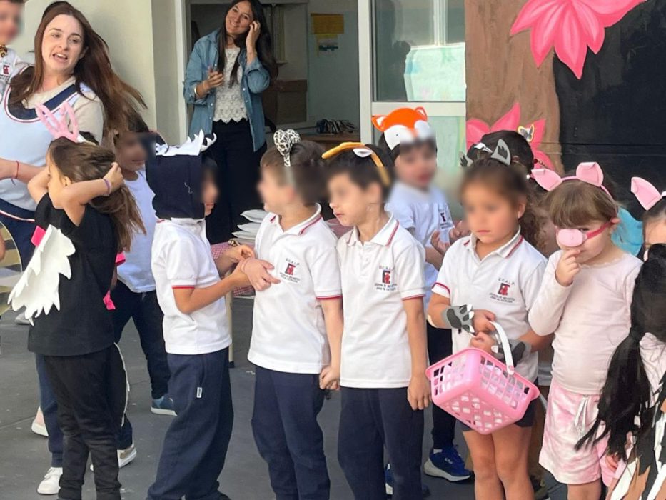 Alumnos del Jardín Estrada cerraron el proyecto literario con obras teatrales (31)