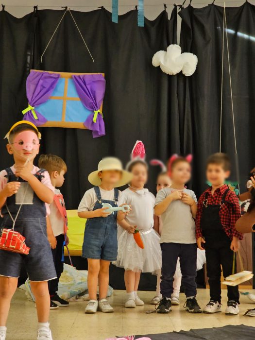 Alumnos del Jardín Estrada cerraron el proyecto literario con obras teatrales (38)