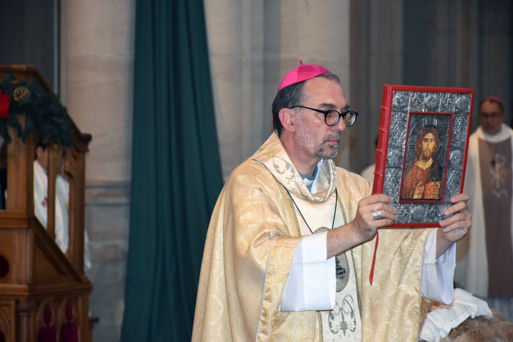 La asunción del nuevo Arzobispo en imágenes