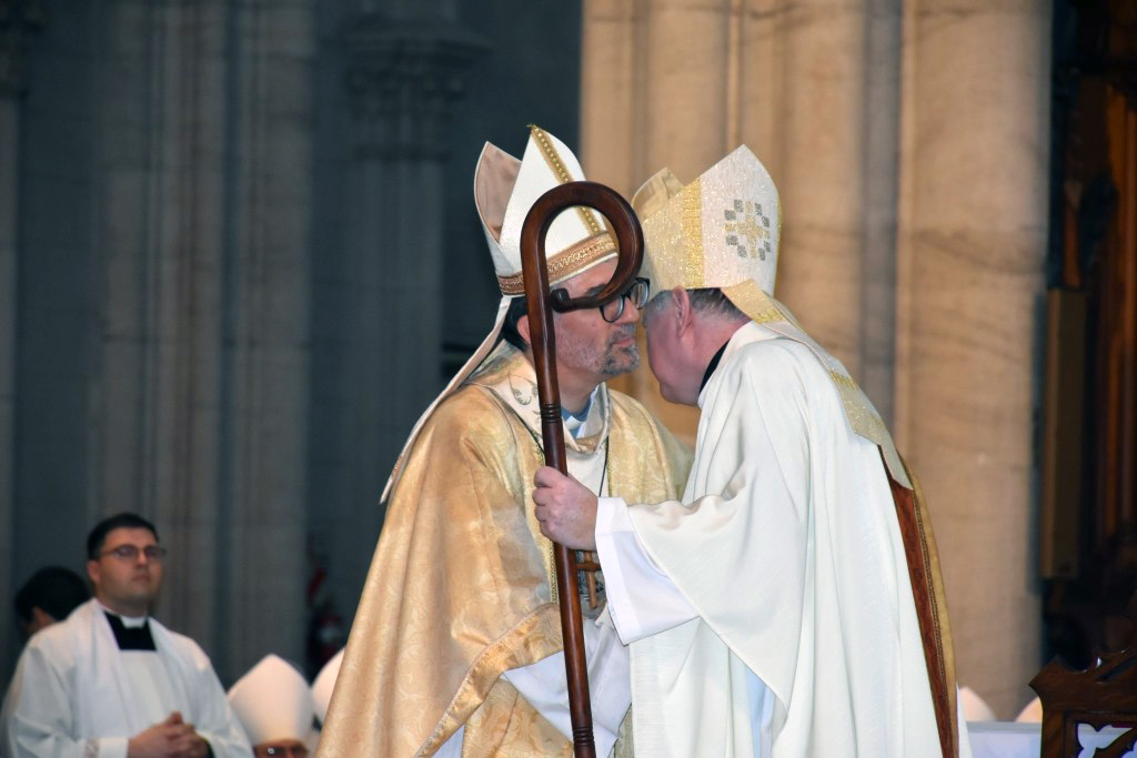 La asunción del nuevo Arzobispo en imágenes