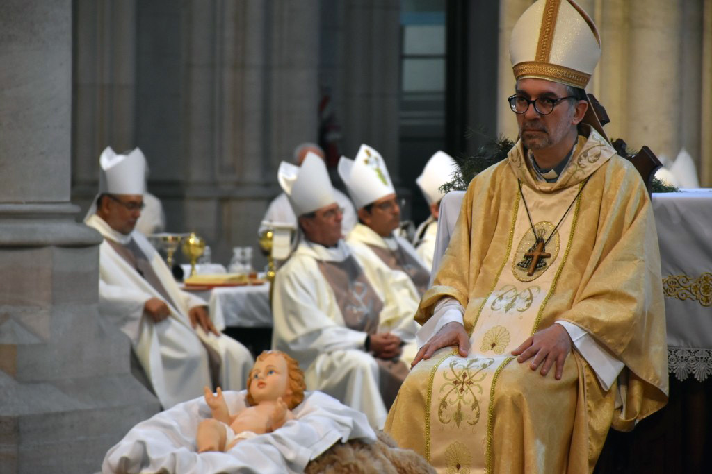 La asunción del nuevo Arzobispo en imágenes