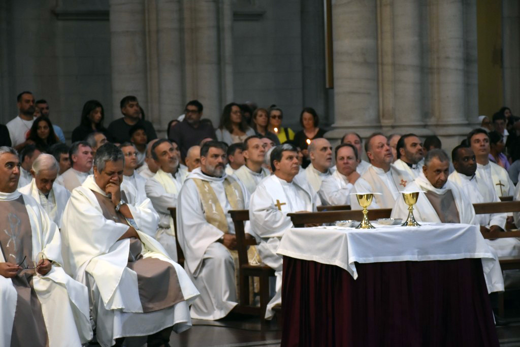 La asunción del nuevo Arzobispo en imágenes