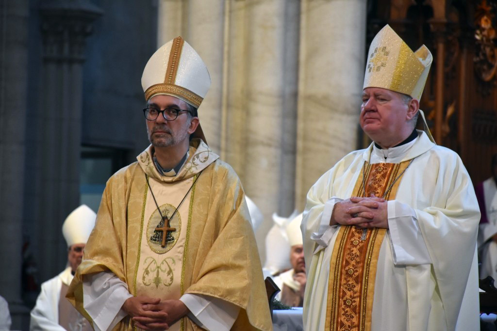 La asunción del nuevo Arzobispo en imágenes