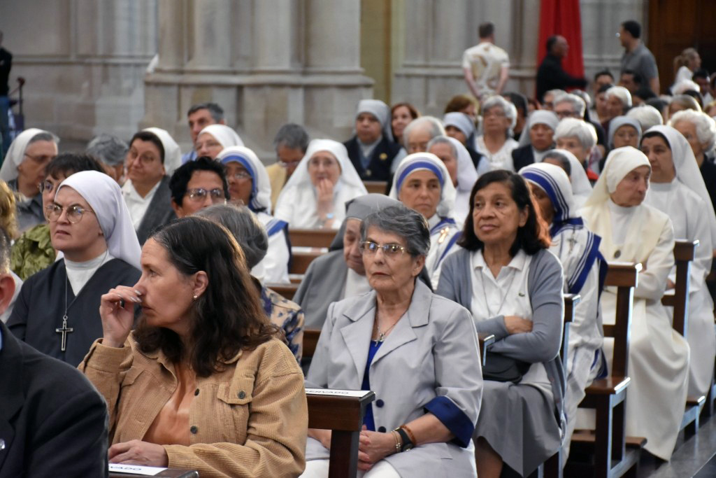 La asunción del nuevo Arzobispo en imágenes