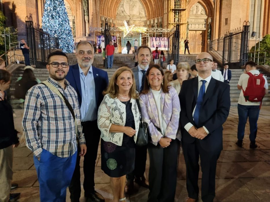 La asunción del nuevo Arzobispo en imágenes (32)