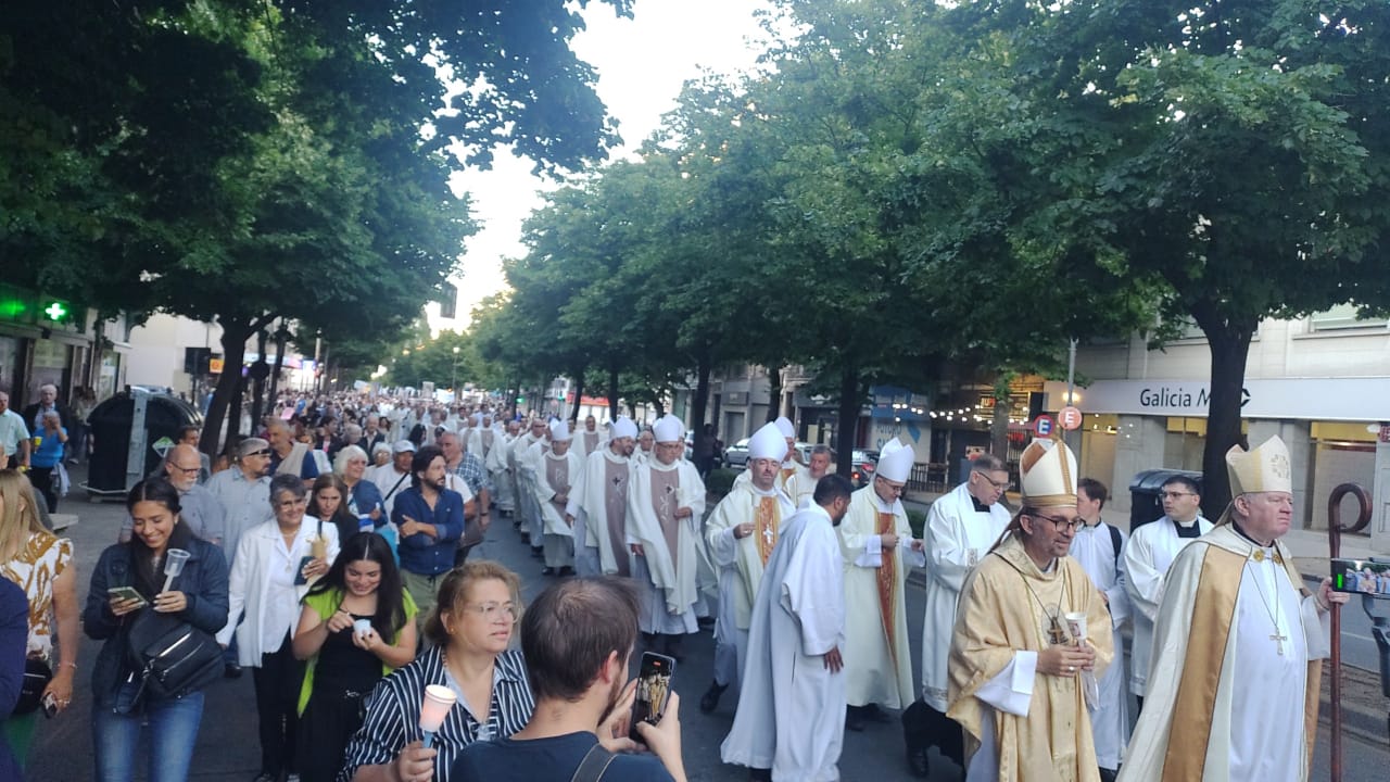 La asunción del nuevo Arzobispo en imágenes