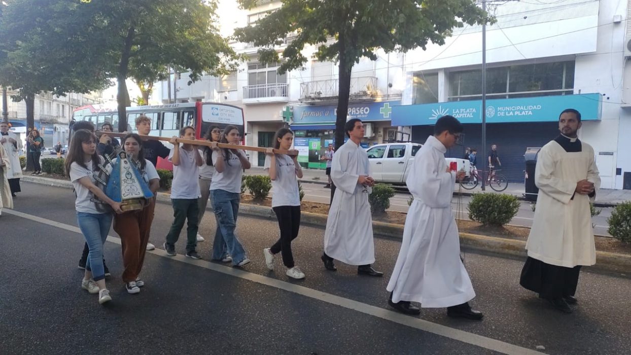 La asunción del nuevo Arzobispo en imágenes (40)
