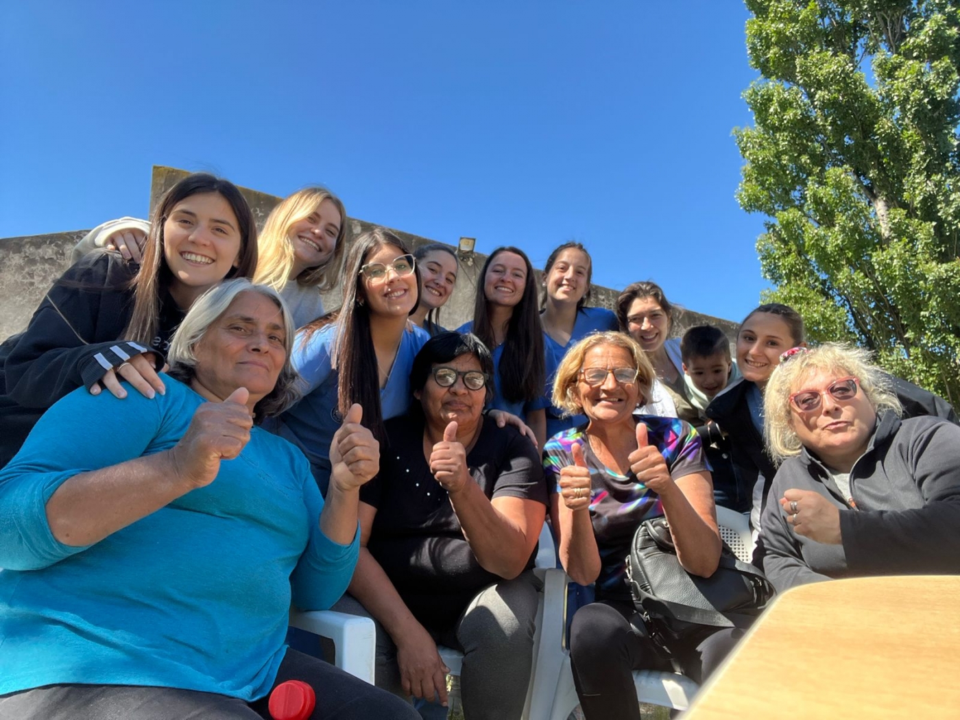 Prácticas comunitarias de nutrición en Bahía Blanca un puente entre la universidad y la coPrácticas comunitarias de nutrición en Bahía Blanca un puente entre la universidad y la comunidad munidad 
