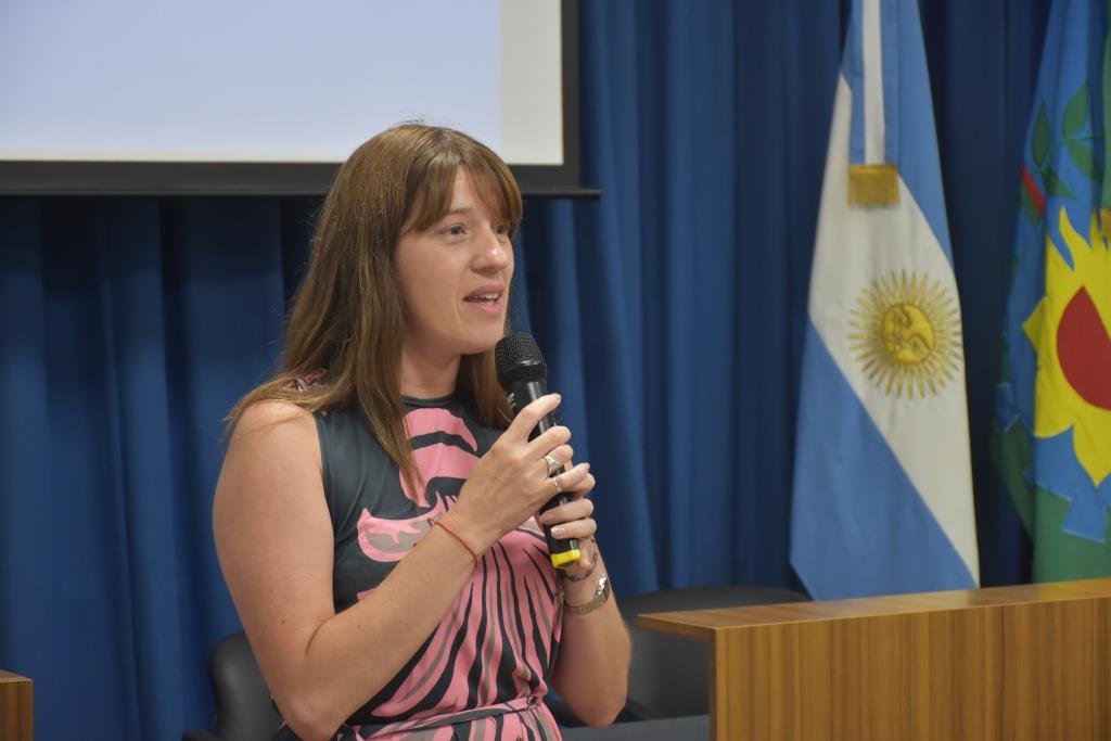 Reconocen a los alumnos que participaron de las Becas Futuros Profesionales Santander (48)