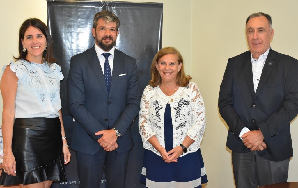 UCALP y la Escuela Italiana firman convenio de cooperación académica e institucional