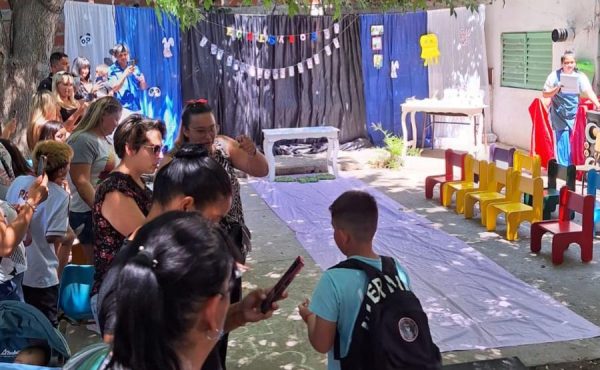 Se entregaron canastas navideñas saludables en Villa Alba