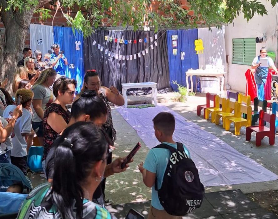 Se entregaron canastas navideñas saludables en Villa Alba