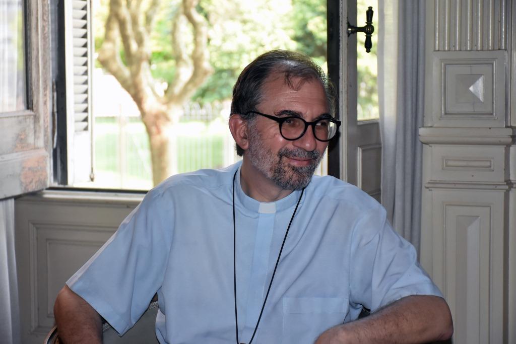 “Tenemos que trabajar por una educación que escuche el dolor, el grito de la tierra y el de los más pobres”