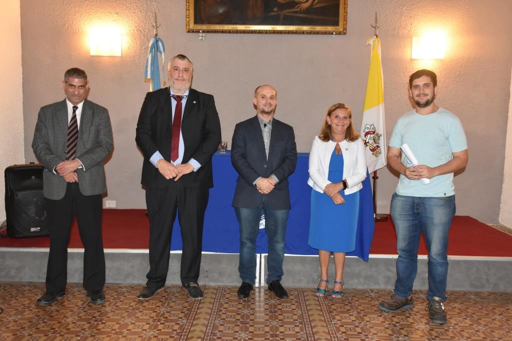 Nuevos profesionales surgen de la Facultad de Ciencias Exactas e Ingeniería