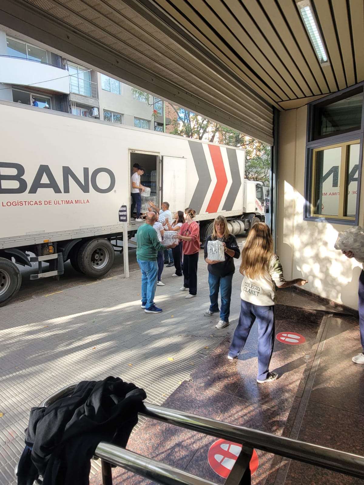 Un nuevo camión con donaciones partió desde la UCALP hacia Bahía Blanca