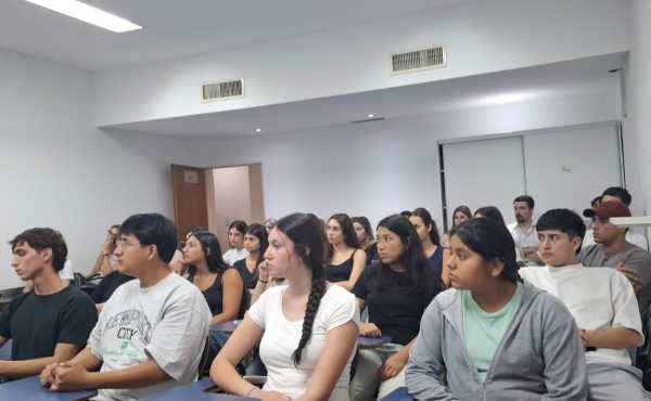 Odontología inauguró su curso de ingreso