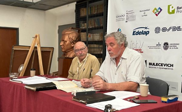 Distinguen como socia honoraria del Círculo de Periodistas de la Provincia a la Rectora de la UCALP