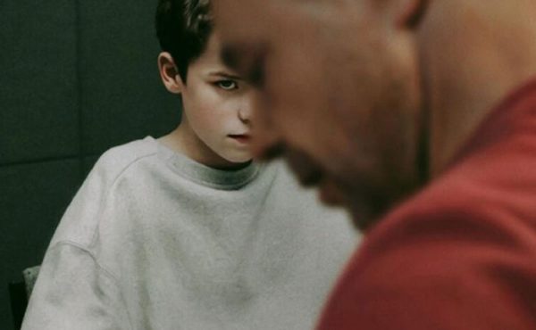 El debate sobre redes sociales, juventud y familia que desató la serie “Adolescencia”