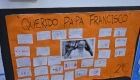 Emotivo homenaje de los alumnos del Colegio Estrada al Papa Francisco