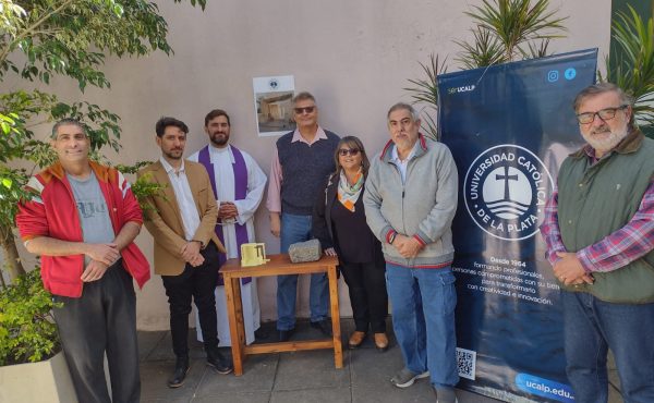 Comenzó la construcción del cinerario diseñado por la UCALP