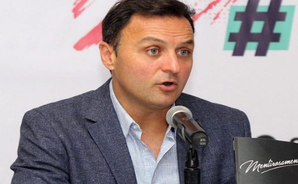 Presentación de un libro sobre comunicación política