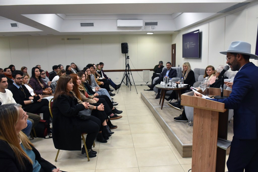 Finalizó el Seminario de Formación Ambiental en el Colegio de la Abogacía de La Plata 
