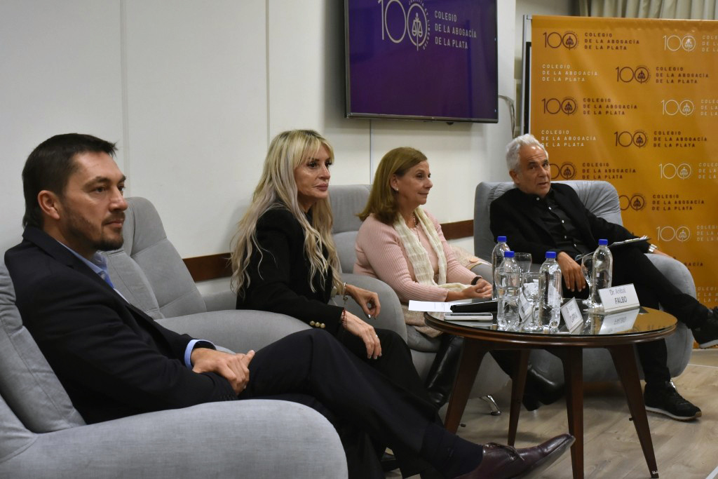 Finalizó el Seminario de Formación Ambiental en el Colegio de la Abogacía de La Plata 
