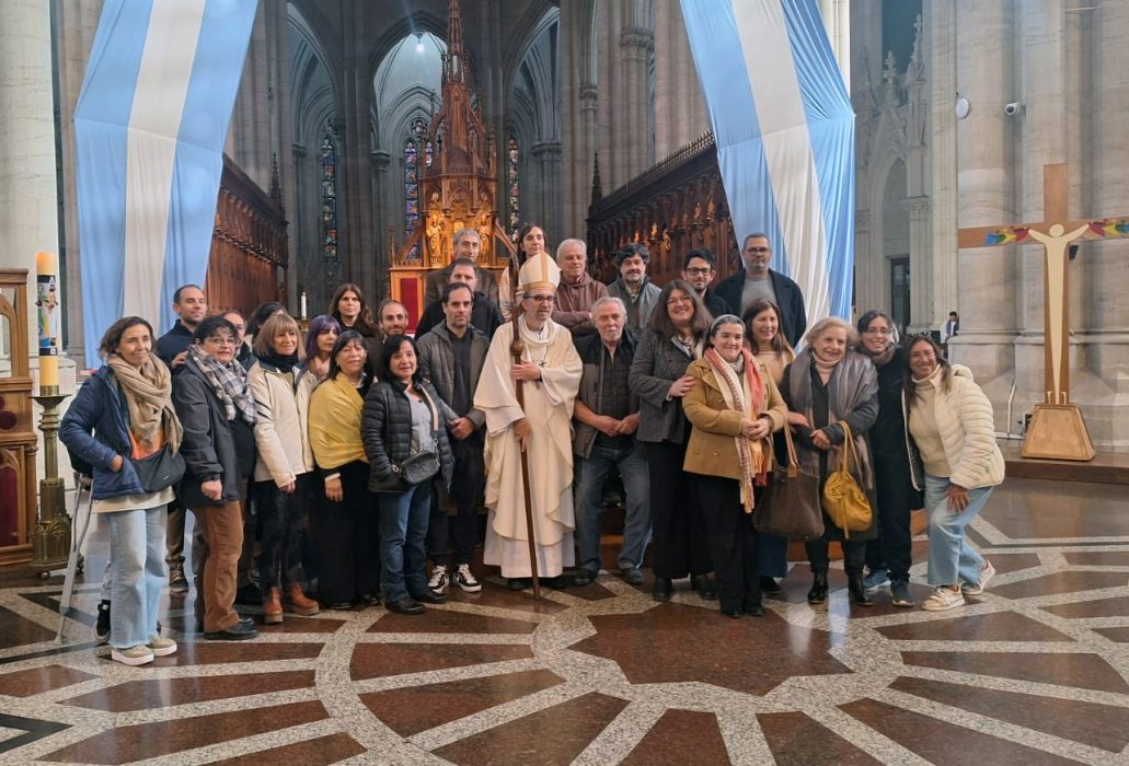 Mons. Carrara a los periodistas: “Ser comunicadores de esperanza e instrumentos de paz”