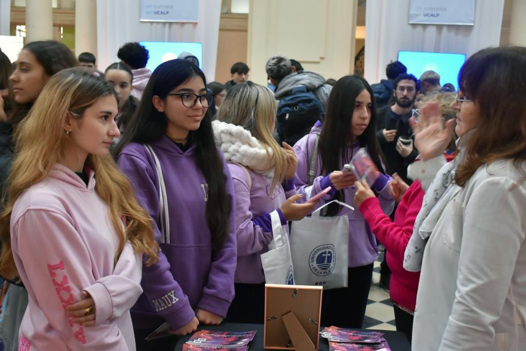 Preinscripciones: carreras vinculadas a Derecho fueron las más elegidas en la Expo UCALP