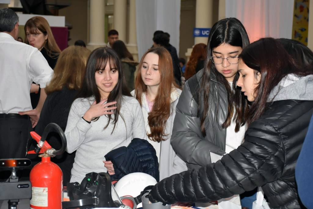 La Expo UCALP 2025 ya se vive en el Pasaje Dardo Rocha