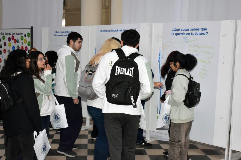 La Expo UCALP 2025 ya se vive en el Pasaje Dardo Rocha