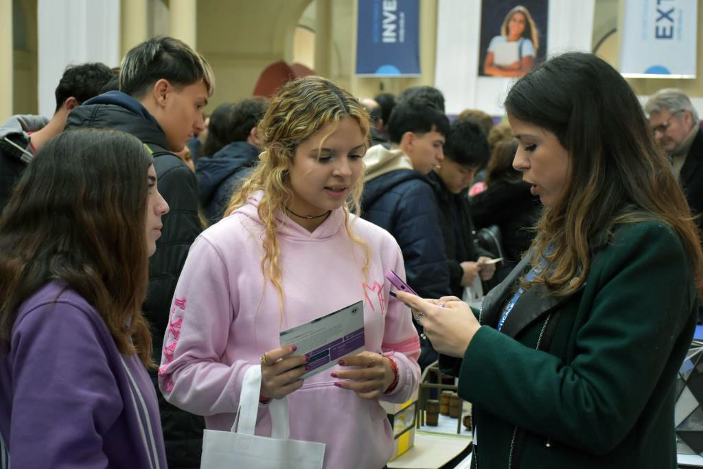 La Expo UCALP 2025 ya se vive en el Pasaje Dardo Rocha
