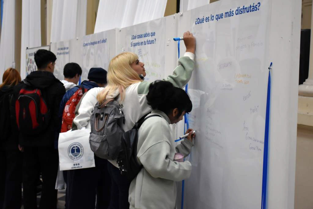 La Expo UCALP 2025 ya se vive en el Pasaje Dardo Rocha