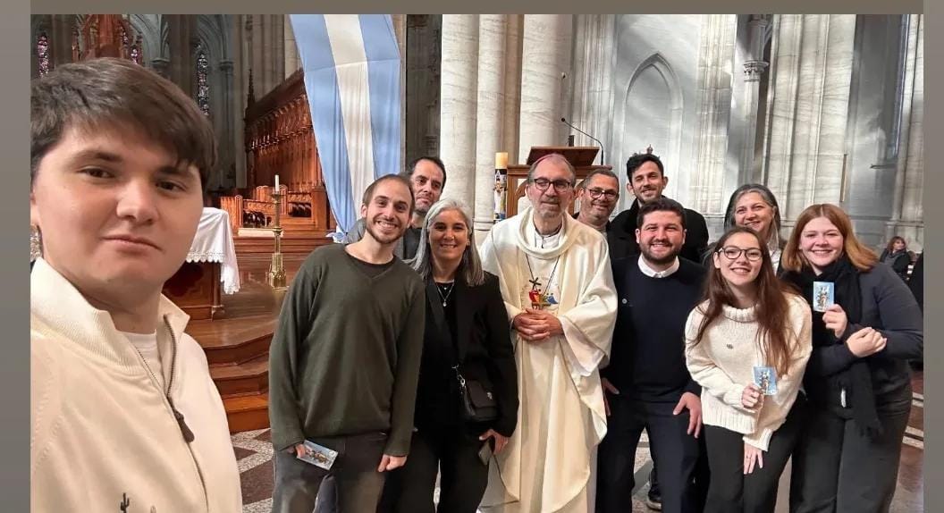 Mons. Carrara animó a los periodistas y comunicadores a “redoblar la opción de ser comunicadores de esperanza y de ser instrumentos de paz”