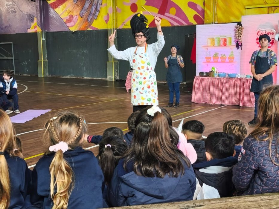 Magia y nutrición para los chicos del San Luis