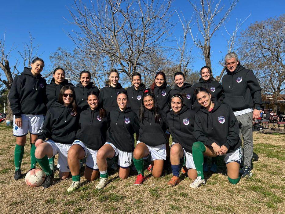 Goleadas en fútbol femenino y rugby para cerrar el primer semestre