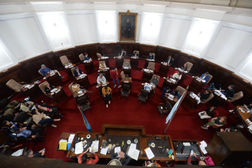 Presentan la diplomatura en Derecho Parlamentario Provincial y Municipal