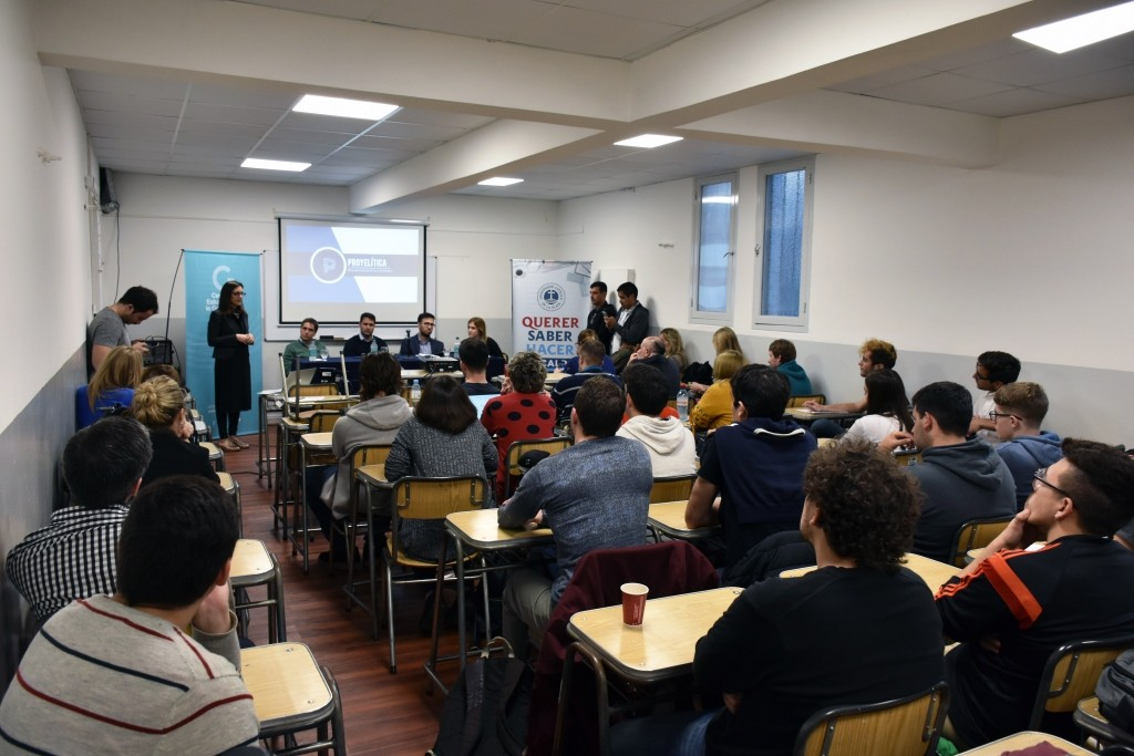 Ciclos cortos de licenciaturas, posibilidad para complementar la formación profesional