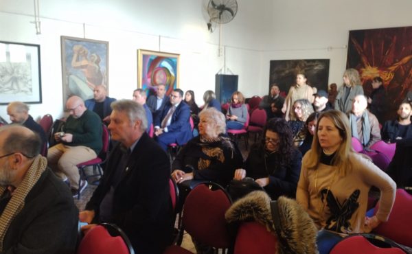 Directores/as de más de 60 carreras en una reunión clave para coordinar acciones en la UCALP