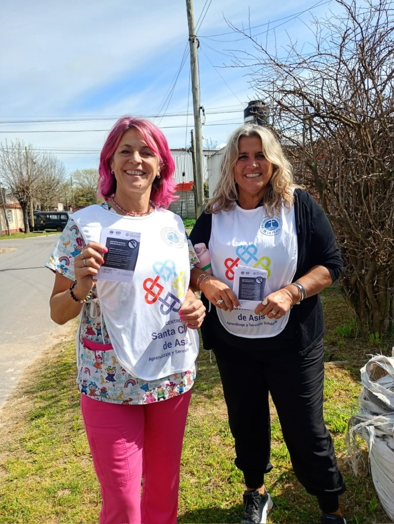 Acciones de prevención y relevamiento bucal en Villa Alba, junto a alumnos de la Facultad de Odontología 